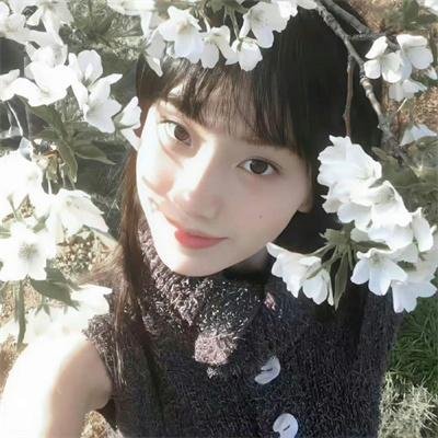 霓虹灯下的哨兵